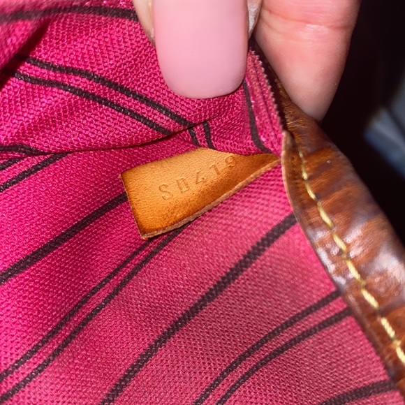 Authentic Louis Vuitton neverfull - Picture 12 of 12